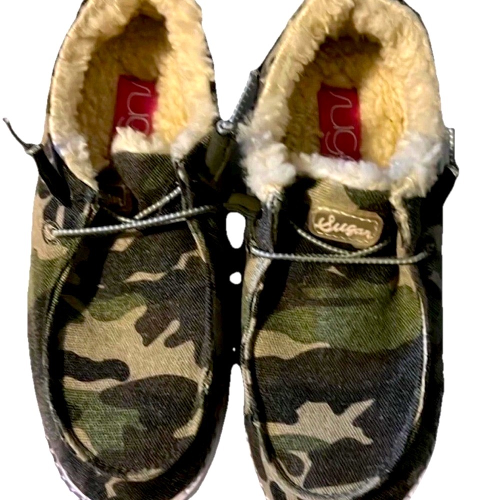 Sugar Camouflage Slippers with Plush Lining